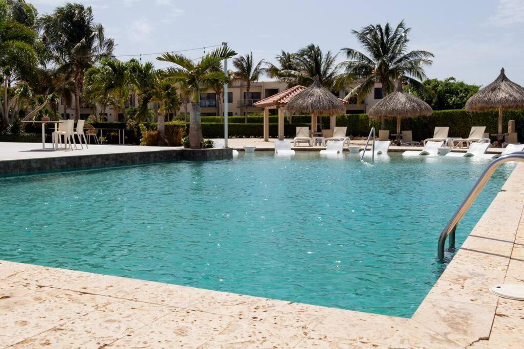 New! Cozy 1 Bedroom Condo- Gold Coast, Noord Aruba Palm Beach Kültér fotó