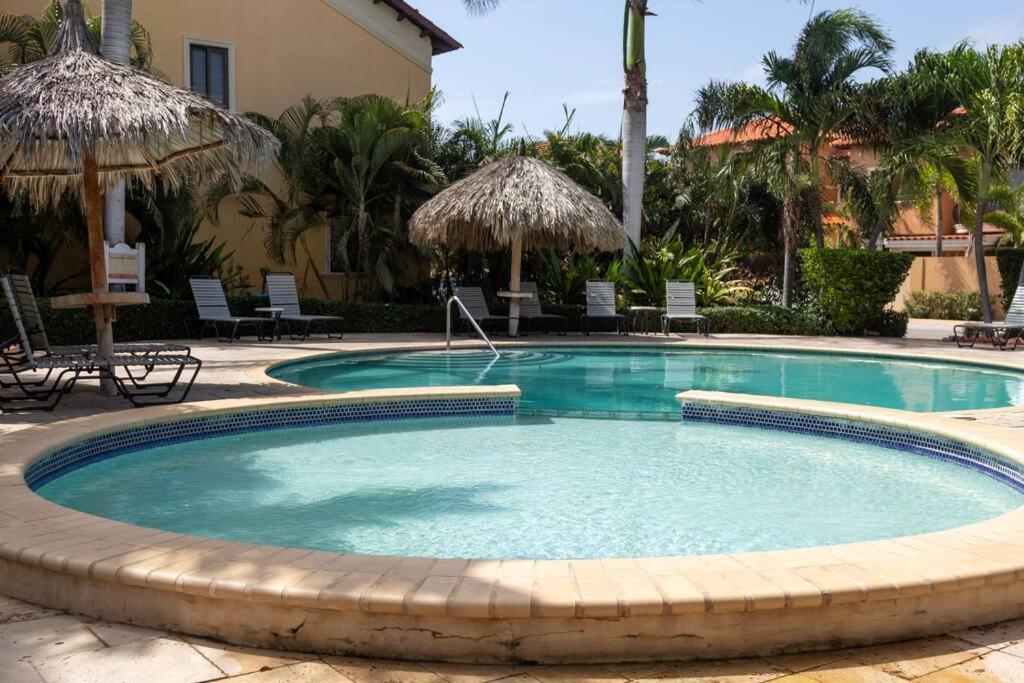 New! Cozy 1 Bedroom Condo- Gold Coast, Noord Aruba Palm Beach Kültér fotó