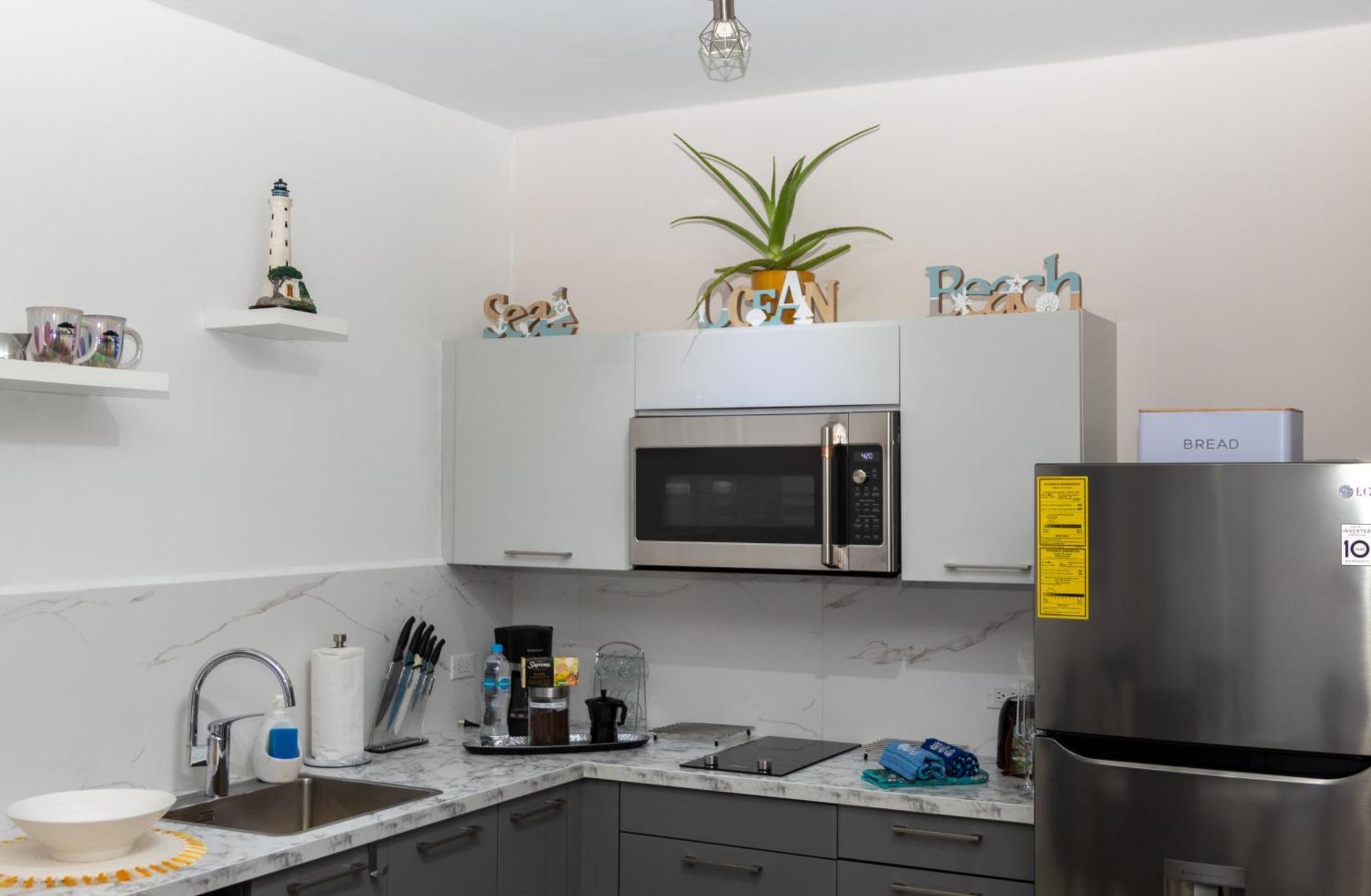 New! Cozy 1 Bedroom Condo- Gold Coast, Noord Aruba Palm Beach Kültér fotó